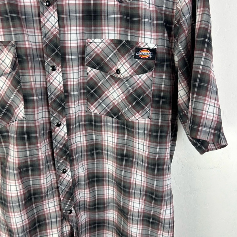 Dickies Men's Casual Plaid Shirt - Black, Red, and White